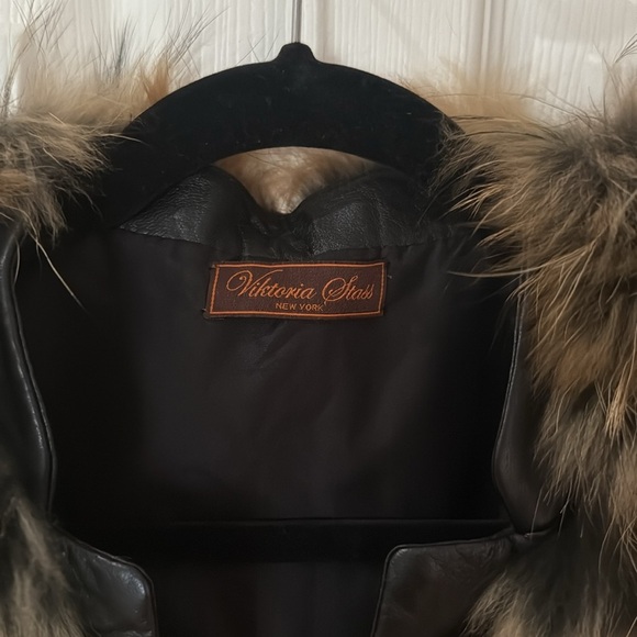 Women's rabbit Fur and leather Vest in Brown and Black Victoria stass small - Picture 2 of 4